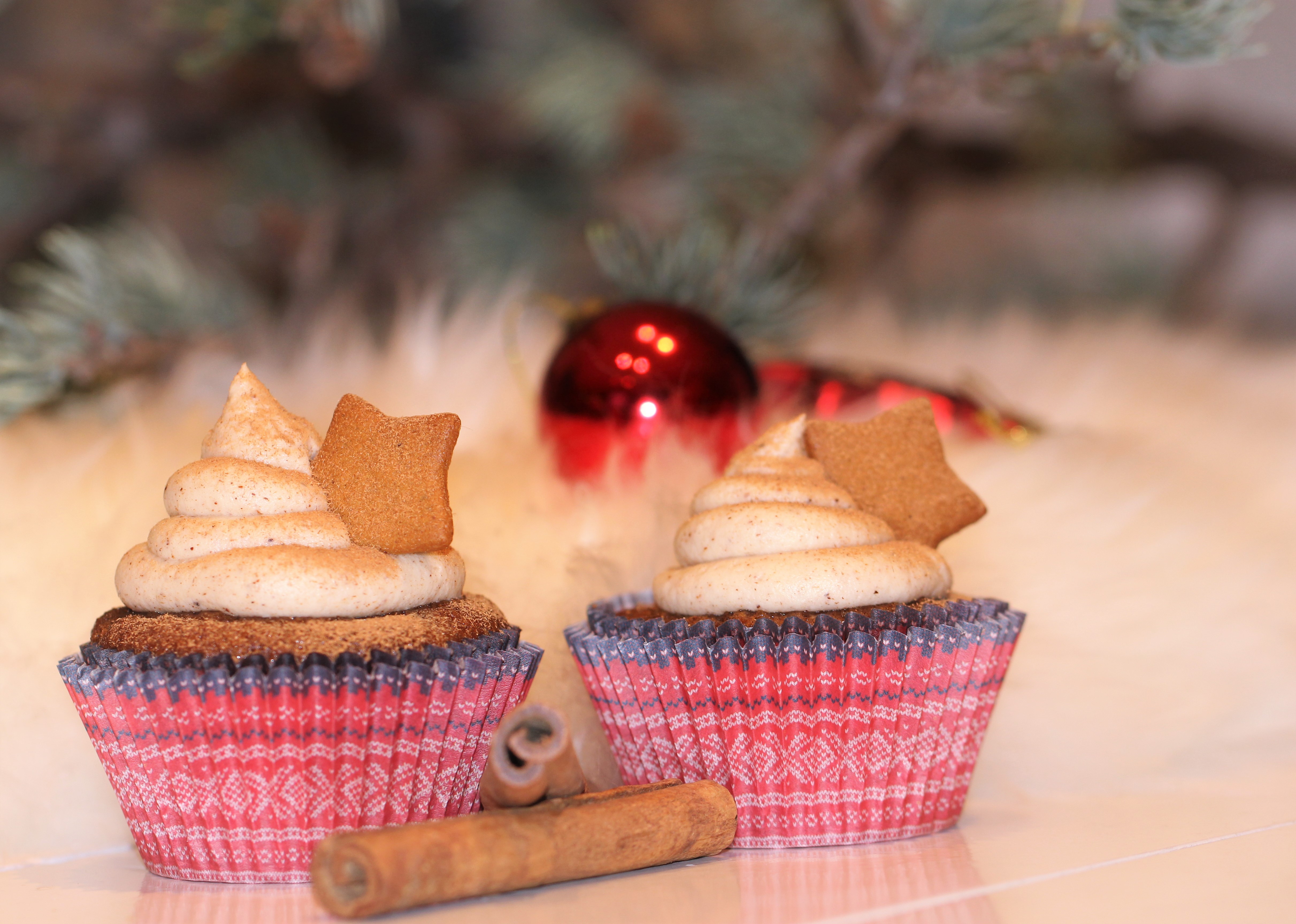 Saftige muffins med krydder til jul